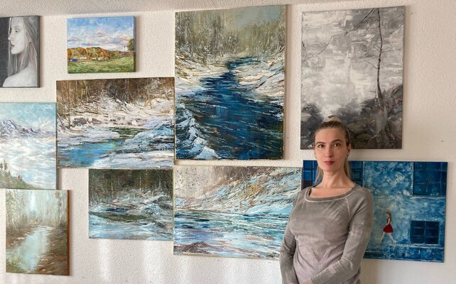 Lusie Schellenberg in the Studio