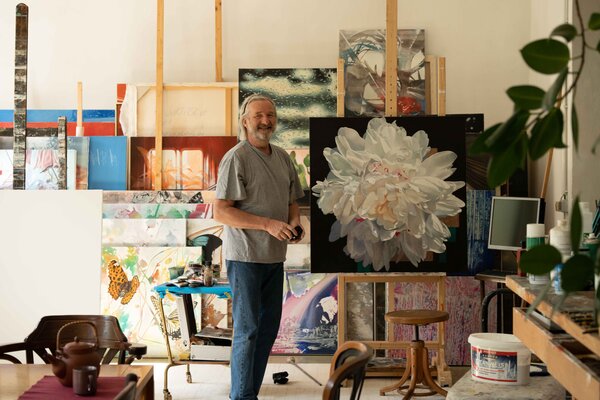 richard jurtitsch in the Studio: Little white peony in the atelier