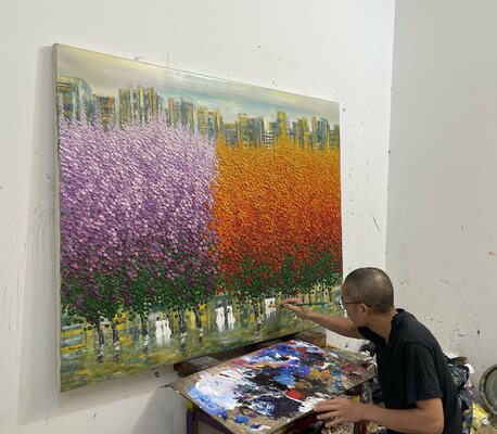 Trong Thuong Tran in the Studio