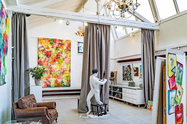 Sof - Sophie Voigt-Chadeyron in the Studio: .... Zweite Halle / Ausstellungsraum / Showroom