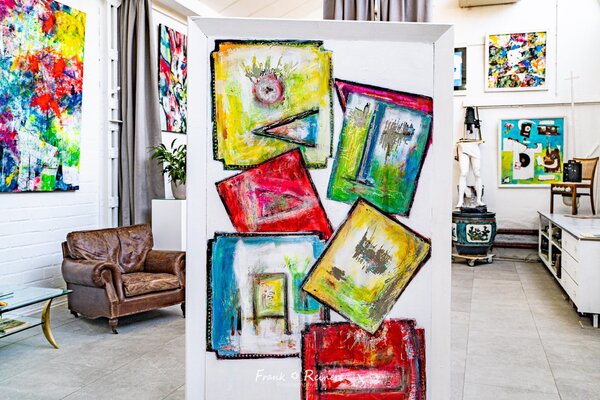 Sof - Sophie Voigt-Chadeyron in the Studio: Nouveau Showroom Sof