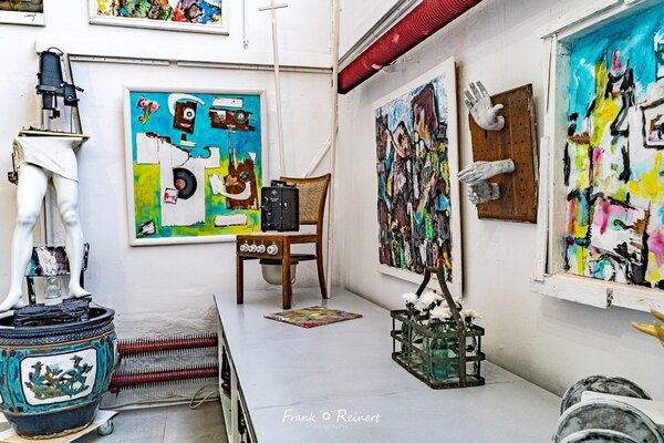 Sof - Sophie Voigt-Chadeyron in the Studio: Nouveau Showroom Sof