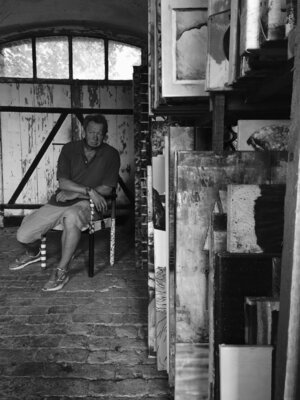 Thomas Johannsmeier in the Studio