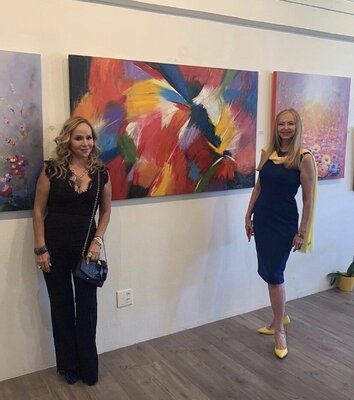 Miroslava Lipovec Friedman in the Studio