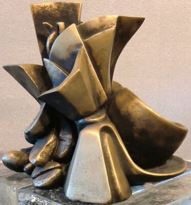 Giovanni Tomaselli in the Studio: "Desiderio termocompresso" bronzo fusione a cera persa