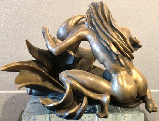 Giovanni Tomaselli in the Studio: "Memore amore" bronzo fusione a cera persa
