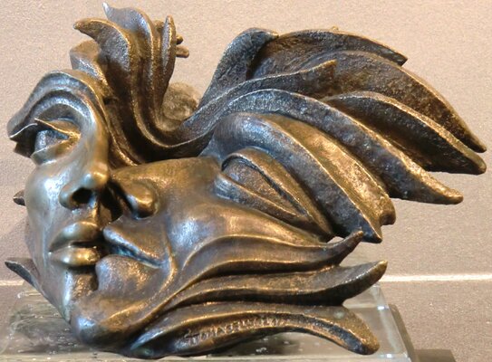Giovanni Tomaselli in the Studio: "Spiriti liberi" bronzo fusione a cera persa