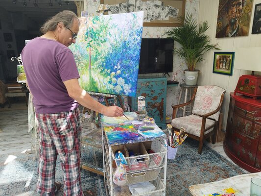 Mariusz Kaldowski in the Studio