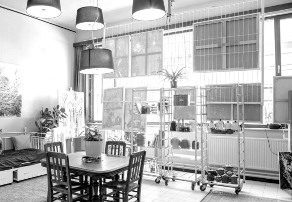 Netka Croonenborghs in the Studio: Atelier Netka - Interior (after a good clean up, no it's not always this tidy:)