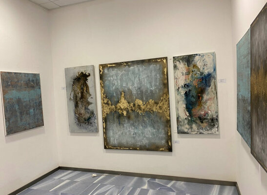 Olya Jonas in the Studio