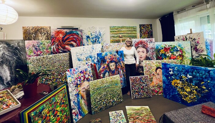 Natalia Kuruch in the Studio: ATELIER ARTISTE