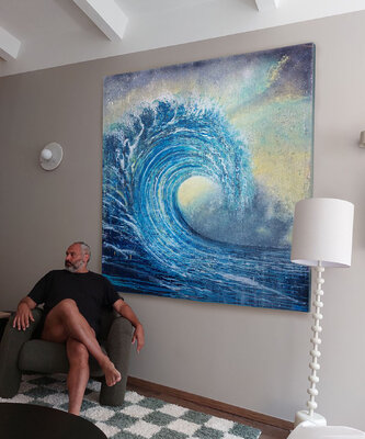 Giuseppe Valia in the Studio: Surf a Wave!