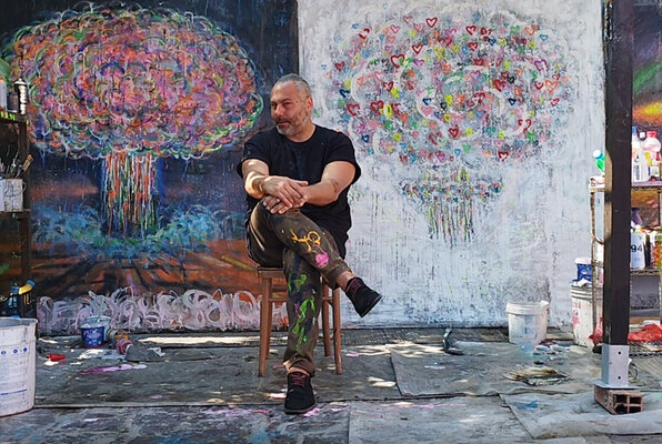 Giuseppe Valia in the Studio: graffiti convention in 2000's