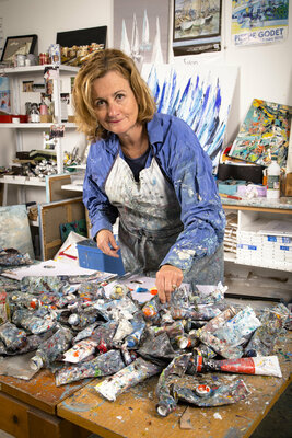 Sophie Petetin in the Studio: l'important c'est de s'y retrouver à l'huile les tubes perdent leurs bouchons ainsi les couleurs sortent tout de suite des tubes
