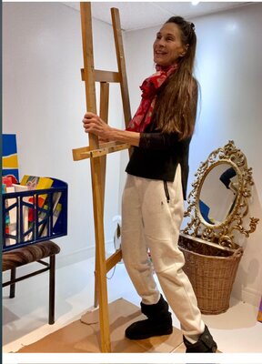 Jennifer Tymowska in the Studio