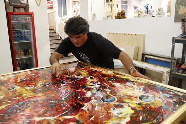 Enrico Nicodemo - Demó in the Studio