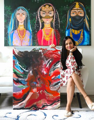 POOVI ART in the Studio