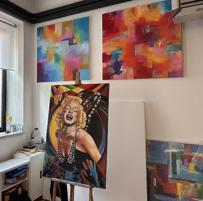 Carla Pistola in the Studio