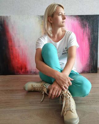 Marina Okulova in the Studio