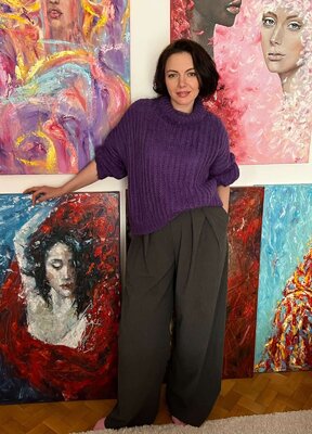 Julia (Iuliia) Tokar in the Studio