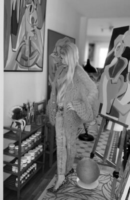 Olja Mesec in the Studio: Overthinking it again.