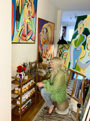 Olja Mesec in the Studio: Choosing the right tool.