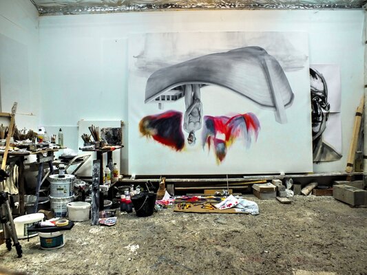 christophe avella bagur in the Studio: Artstudio - Dark Water en cours. 300x230 cm, huile sur toile.