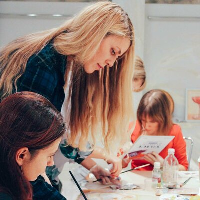 Annet Loginova in the Studio: My art lessons in my studio