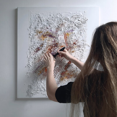 CLAUDIA AMADESI in the Studio: Frammenti di memoria: piccoli ritocchi
