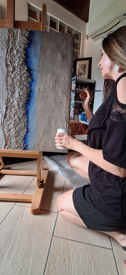 CLAUDIA AMADESI in the Studio: Fra cielo e terra