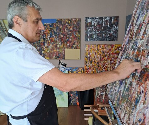 Igor Kotnik in the Studio