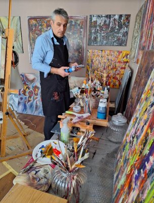 Igor Kotnik in the Studio