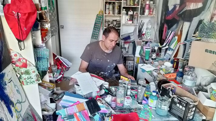Rosario Annunziata in the Studio: Interno dello studio