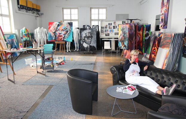 Silke von Clarmann in the Studio