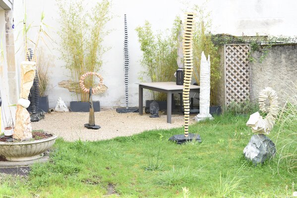 Marc Mugnier in the Studio: ATELIER VITRAIL