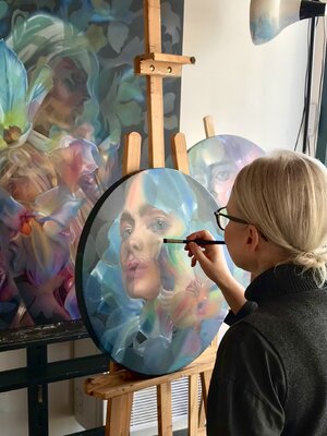 Valentina Andrees-Reschetizka in the Studio
