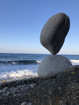Ognyan Chitakov in the Studio: Stone is balance