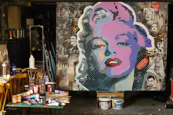 Wojtek Babski in the Studio