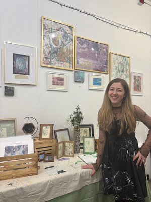Nicole Javorsky in the Studio: At a holiday art fair in 2025!