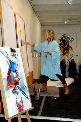 Isabella Moog in the Studio