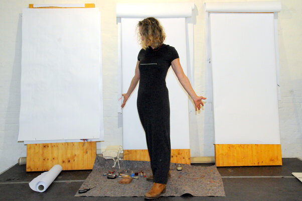 Isabella Moog in the Studio