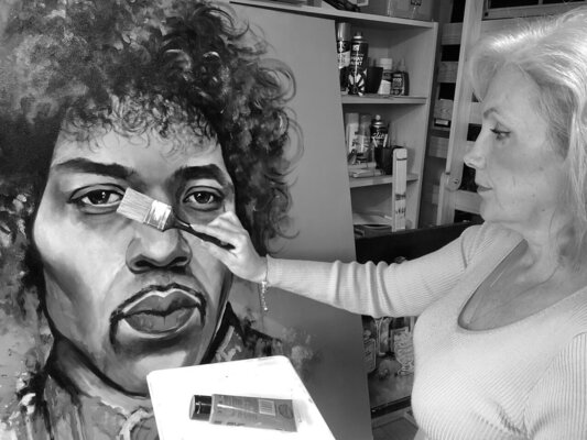 Eva Bazhenova in the Studio: It has been a pleasure creating a portrait of the Legendary musician Jimi Hendrix.