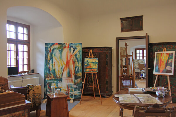 Isabella Scharf-Minichmair in the Studio