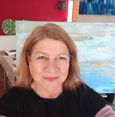 Martina Kaiser in the Studio