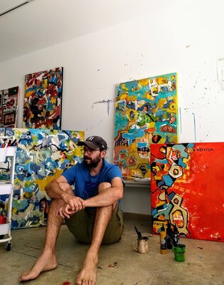 Alfonso Sánchez in the Studio: Estudio