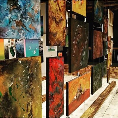 Julien Abstrait in the Studio: Exposition Nancy