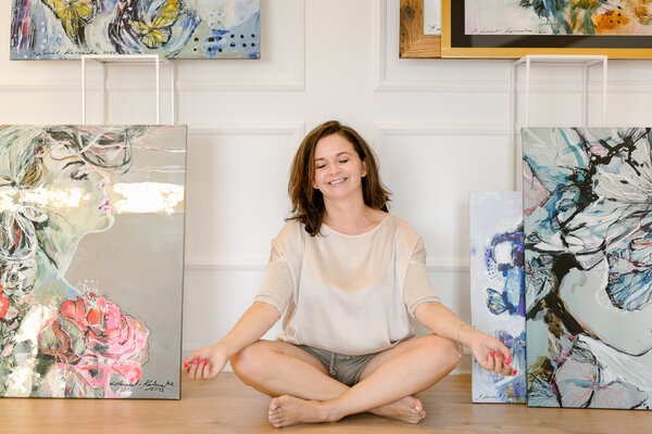 Sylwia Kalinowska in the Studio: Relax