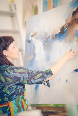 Agnieszka Potocka-Makoś in the Studio