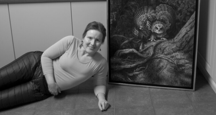Satu Helle in the Studio: Me and two birds