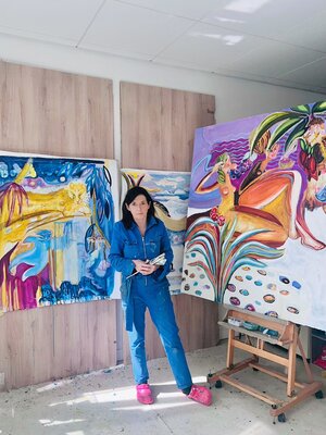 Laurence LEJAY in the Studio: Laurence peignant « D’autres rivages » Paris 75013